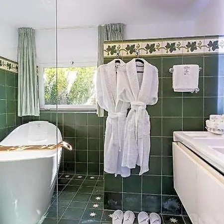 Casablu Hotel